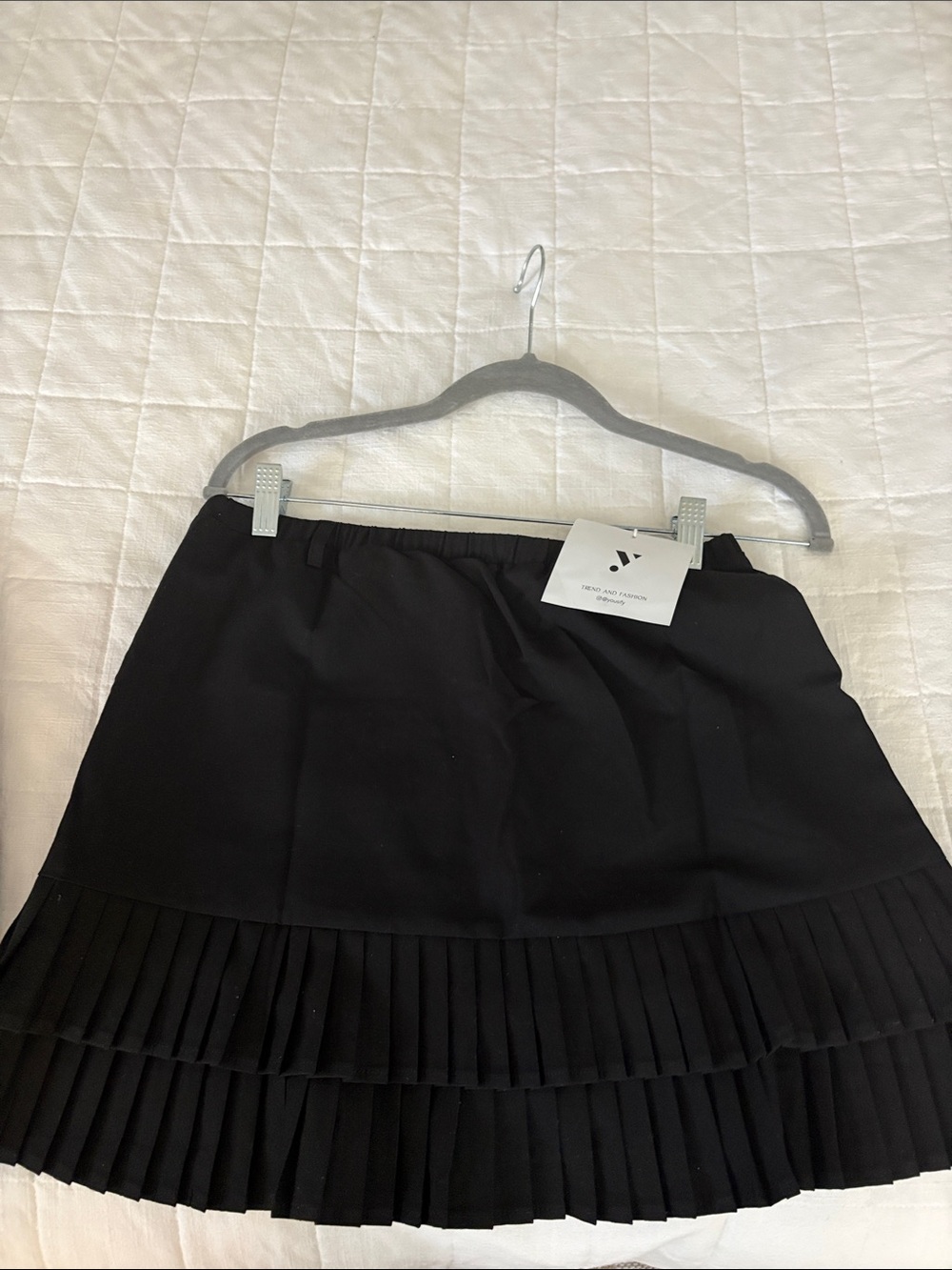 2 for 1! Sincerely Jules Navy Mini Skort & Yousify Black Clean A-Line Skort !!